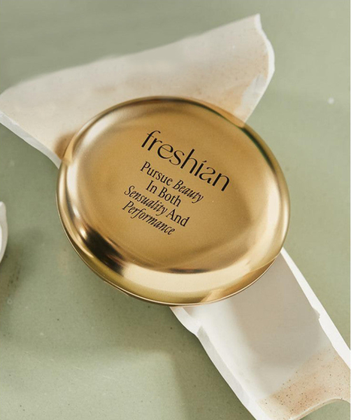 freshian Egg-like Cover Cushion SPF50+ PA++++ 12 g