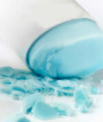 SKIN1004 Madagascar Centella Hyalu Cica Silky Fit Sun Stick SPF50+PA++++ 20g - Image 3