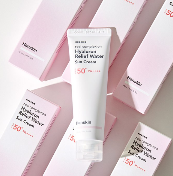 Hanskin Real Complexion Hyaluronic Relief Water Sun Cream SPF50+ PA++++ 50ml - EmpressKorea