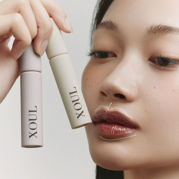 XOUL Freesize Lifter 32% & 68% 4.5g Lip Line Enhancer