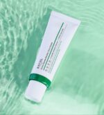 "meta_description": "RAVIEL Cica Cream: Soothes sensitive skin, enhances whitening & wrinkle care. Allergy-free, perfect for outdoor enthusiasts.",